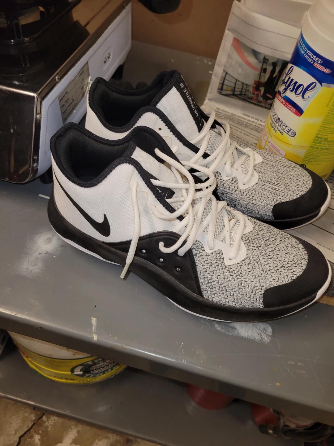 Nike Air Versatile III Basketball Shoes