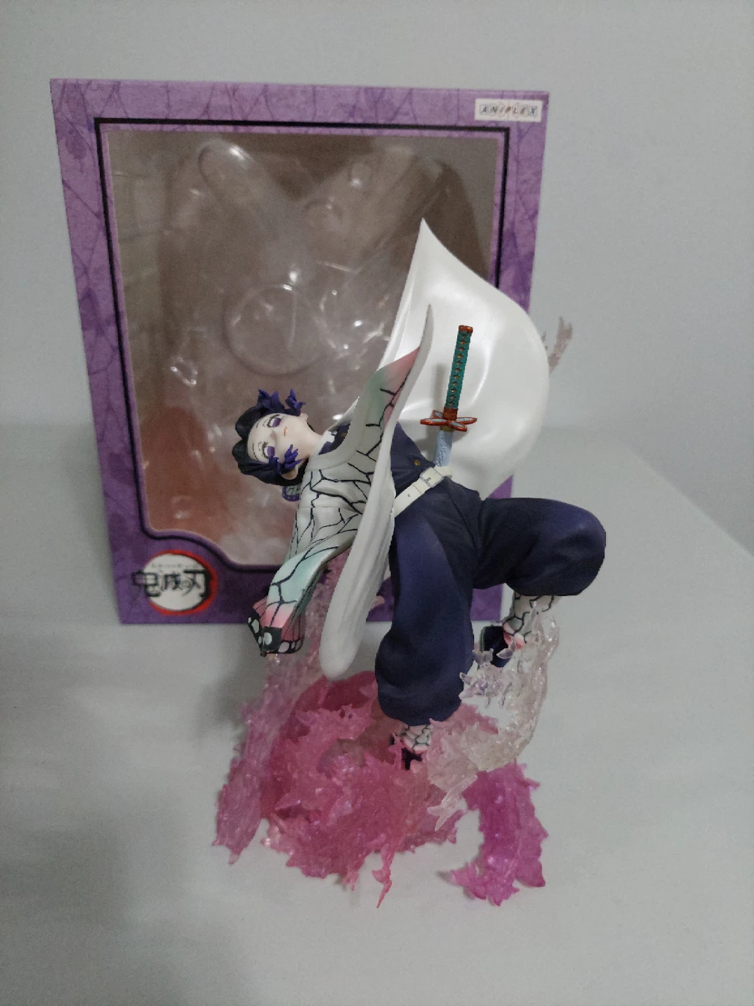 Demon Slayer Shinobu Scale Figure - photo 2