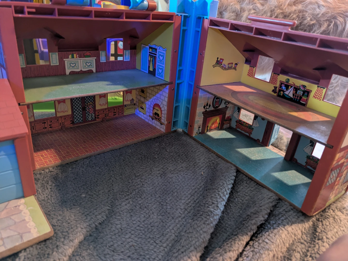 Fisher-Price Little People Dollhouse - photo 2