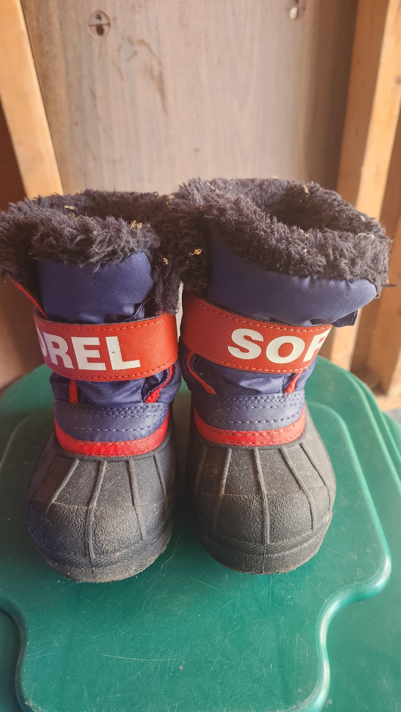 Sorel Kids Winter Boots -  size UK 6