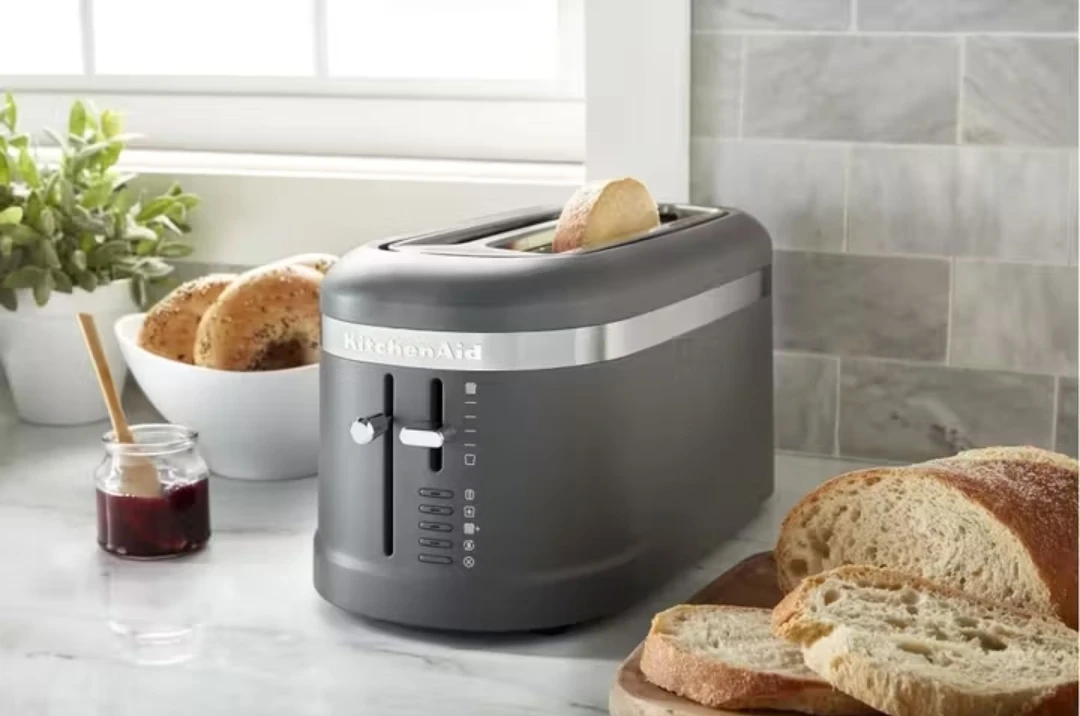 KitchenAid 4-Slice Long Slot Toaster - photo 3