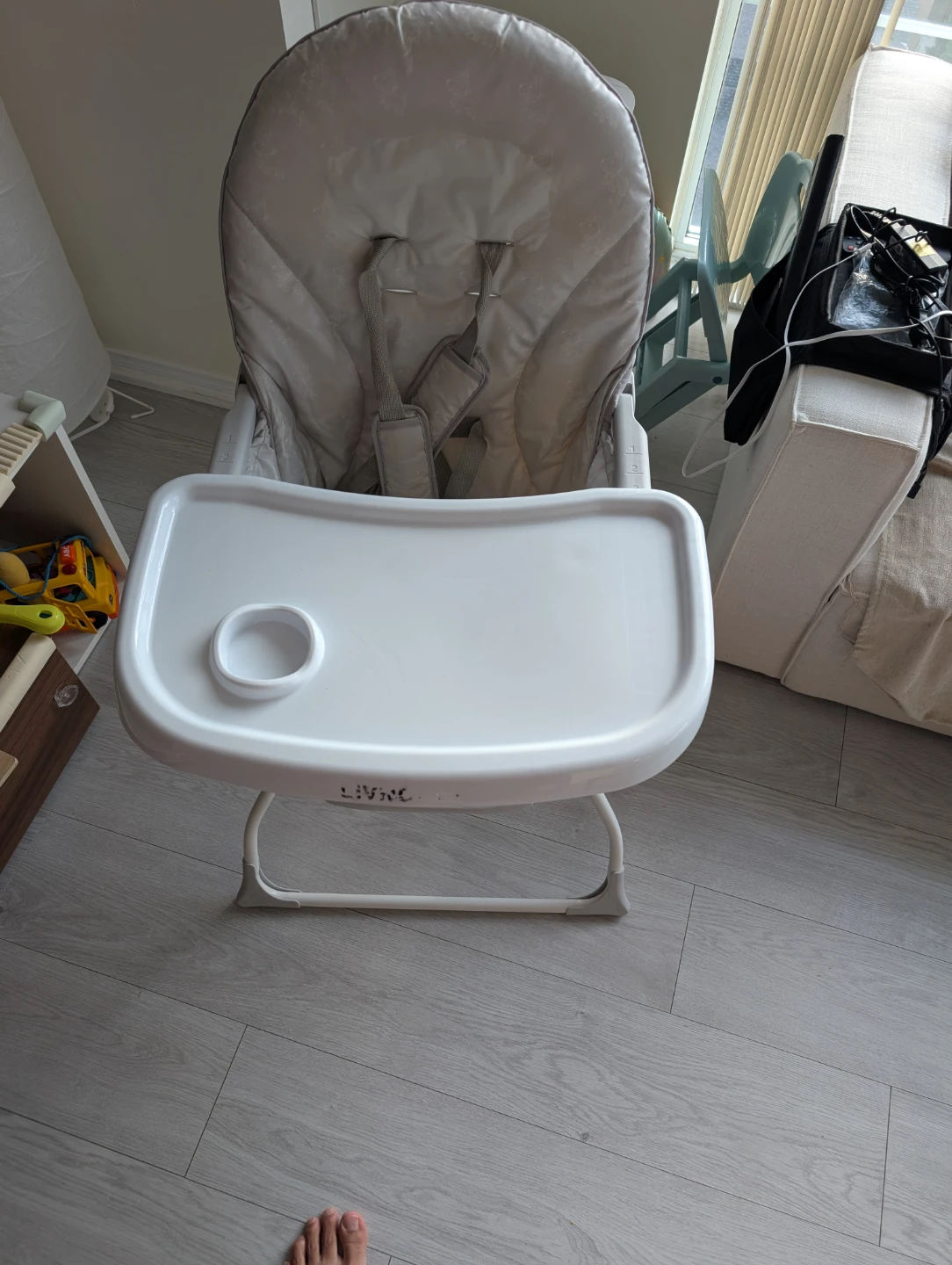 LIVING CHILD High Chair