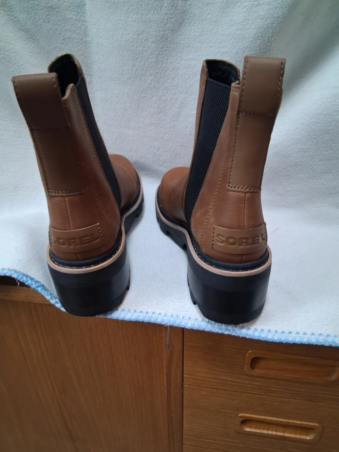 Sorel Women's Brown Leather Chelsea Boots Size 6.5