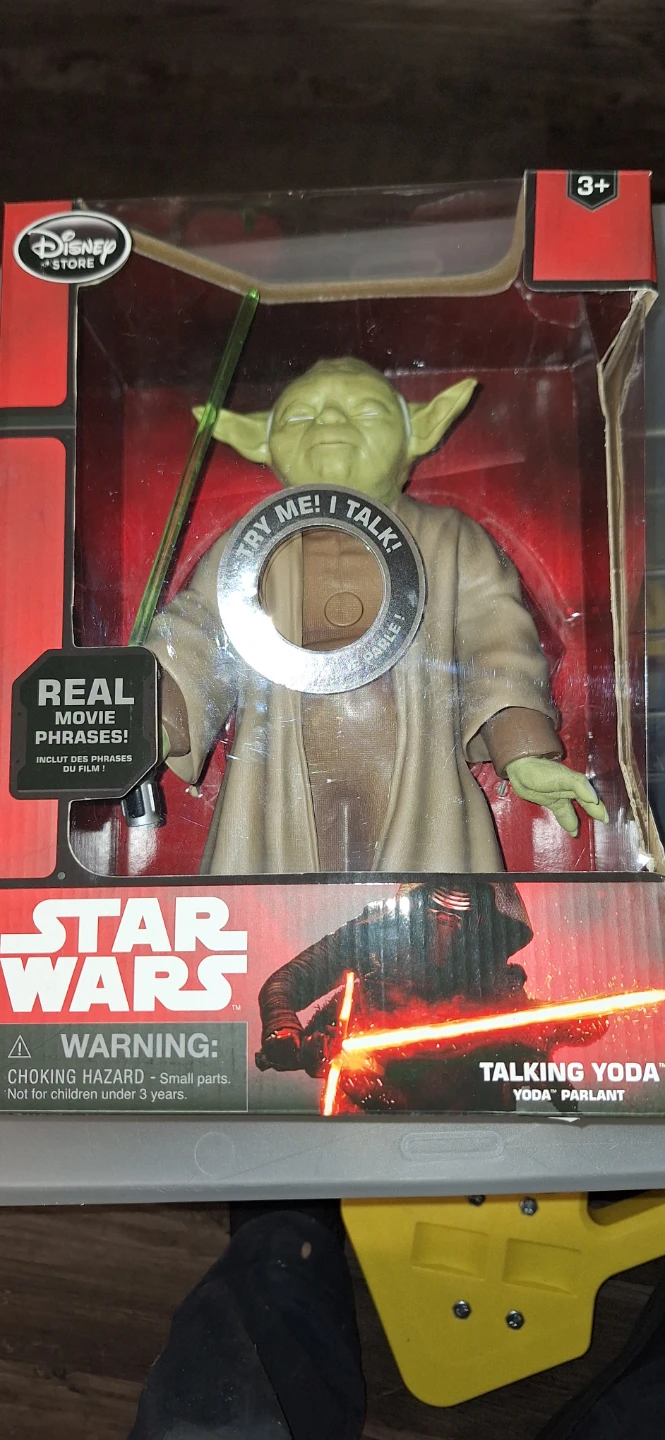Star Wars Talking Yoda Action Figure