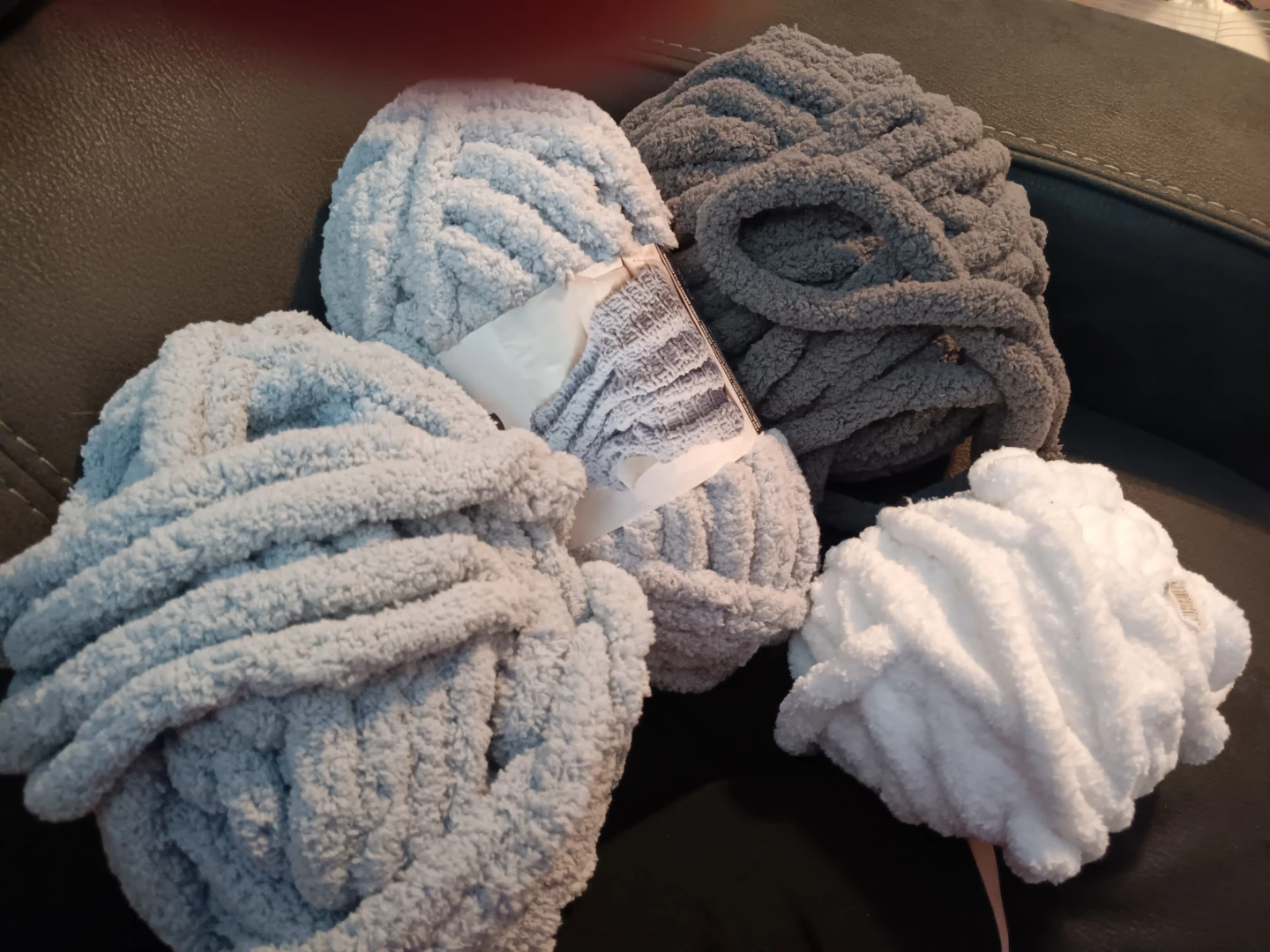 Chunky Yarn - Light Blue, Gray, White