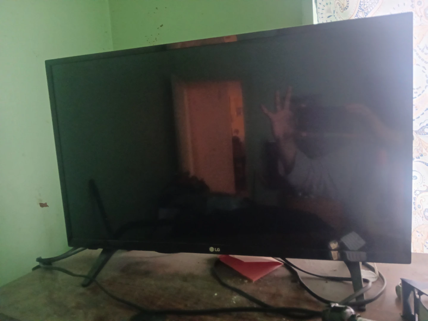 LG Flat Screen TV