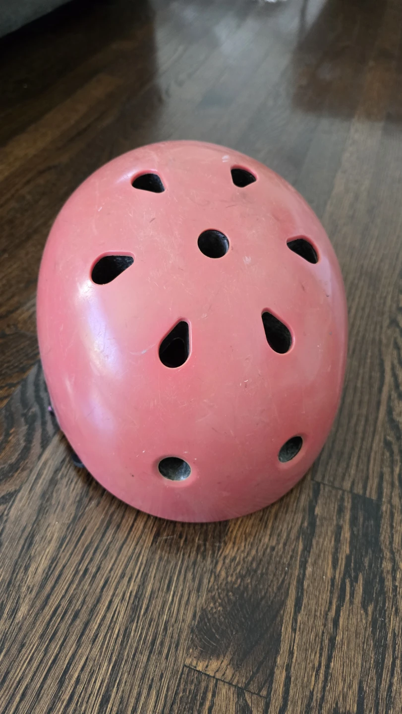 Oxelo Pink Youth Helmet for Skating or Cycling - photo 4