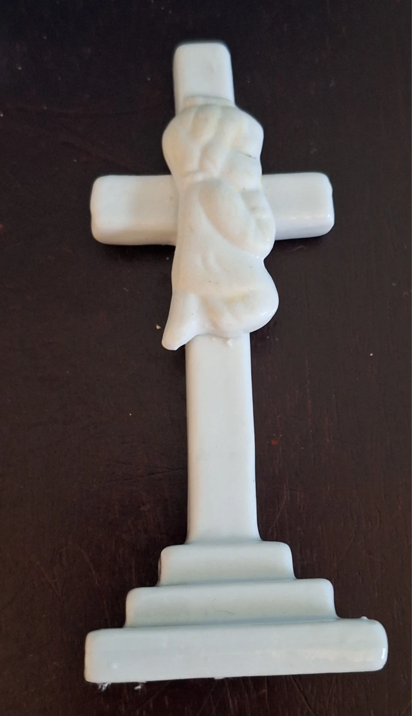 Classic Pooh Trinket Box and Cross. Nursery decor - photo 3