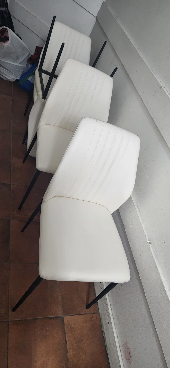 Set of 4 White Dining Chairs - photo 2