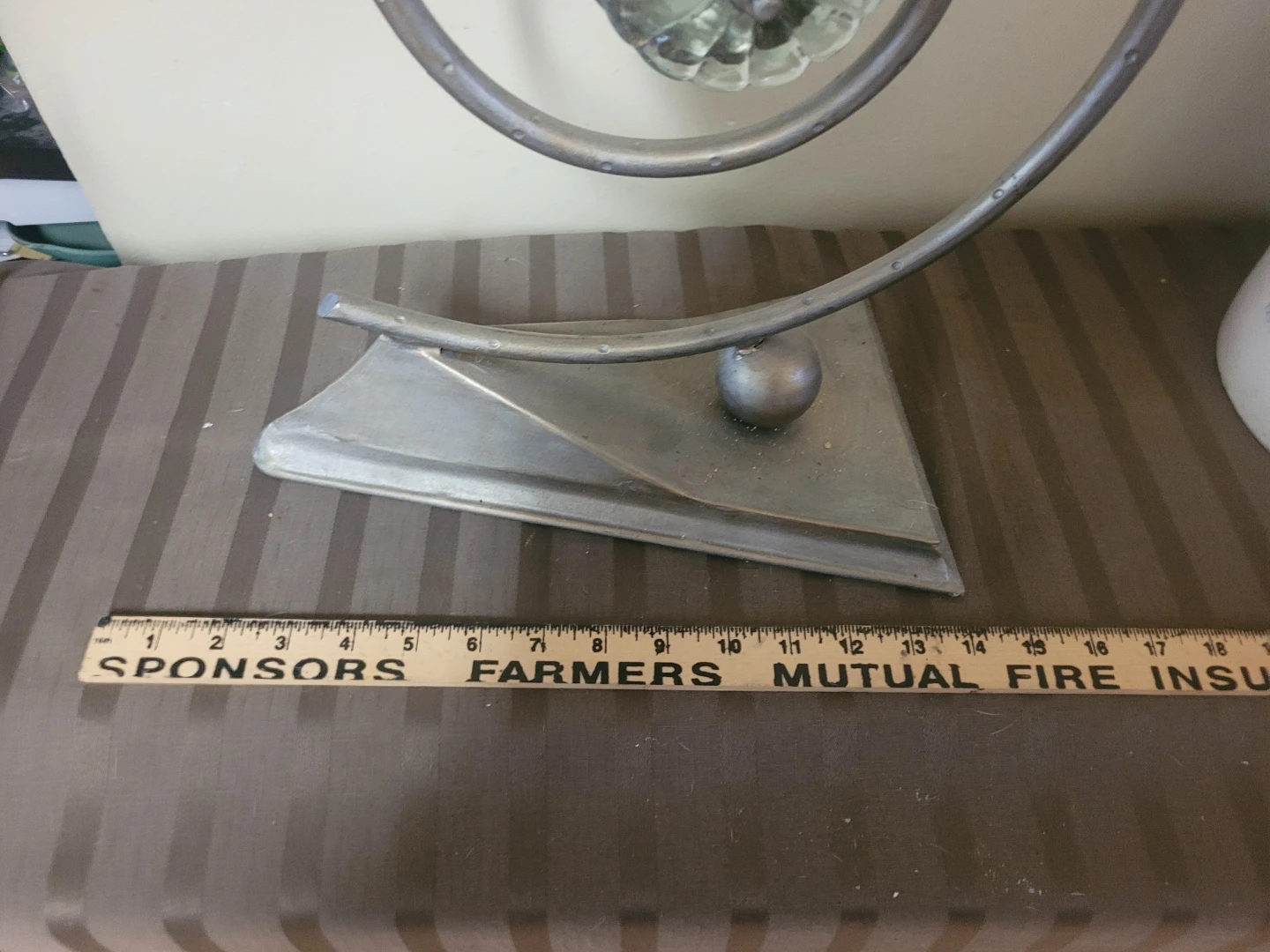 UNIQUE METAL SWIRLING PRIRAL CANDLE HOLDER STAND - photo 5
