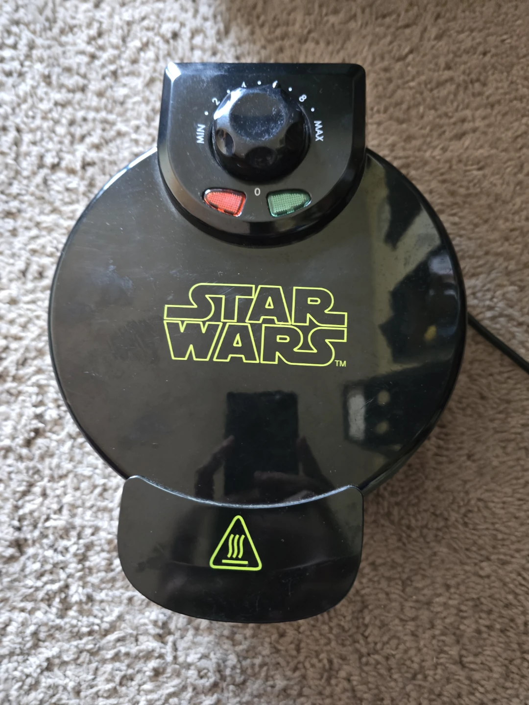 Disney Star Wars Darth Vader Waffle Maker 900W 120V