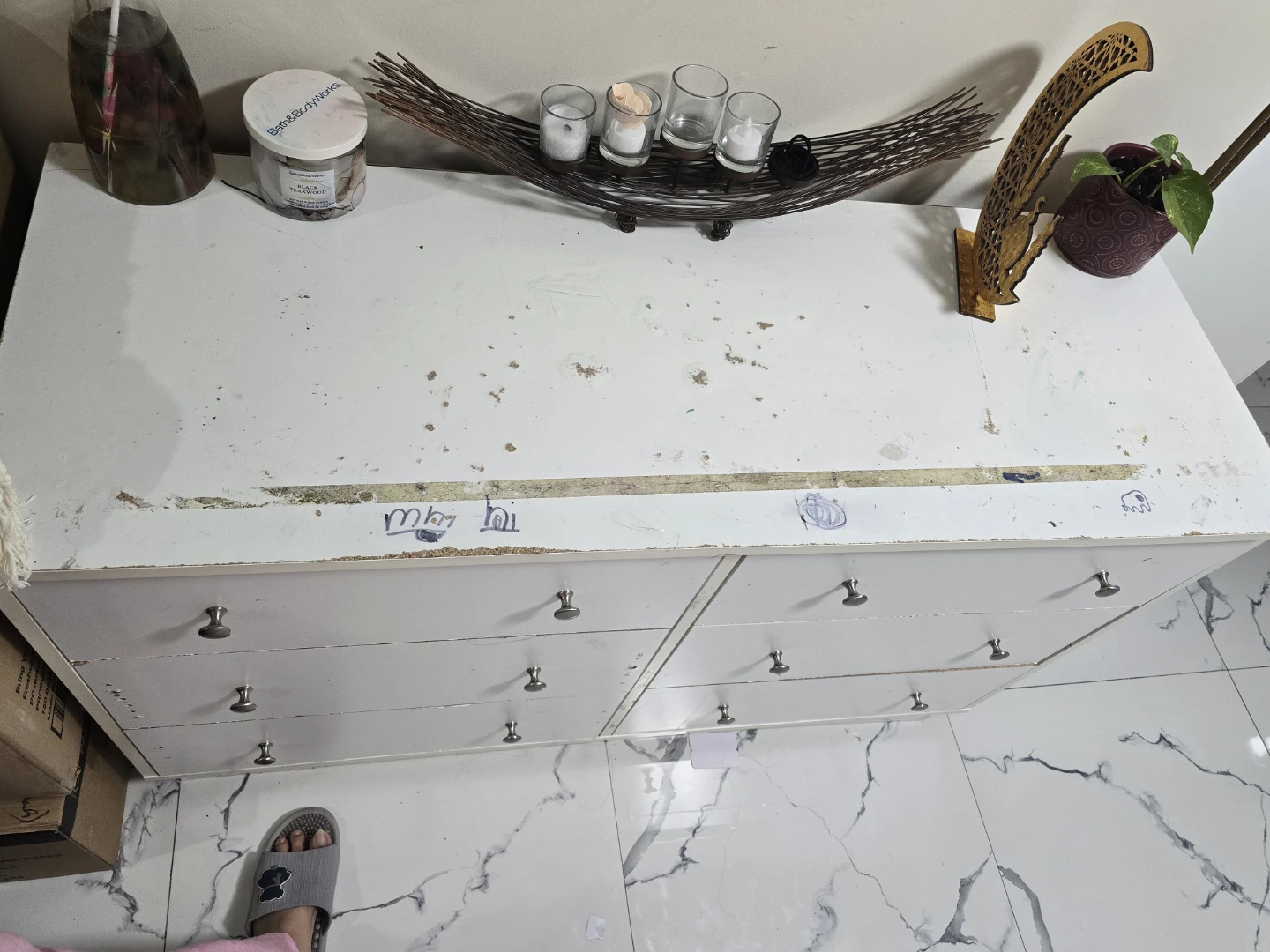 White Dresser with 6 Drawers