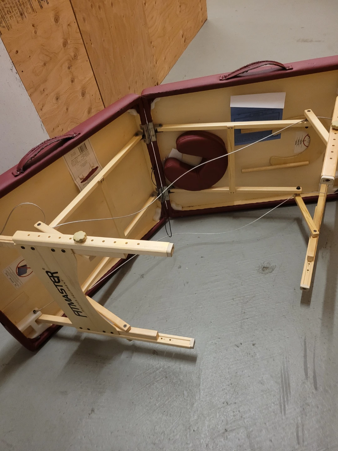 FITMASTER PORTABLE MASSAGE TABLE - photo 4