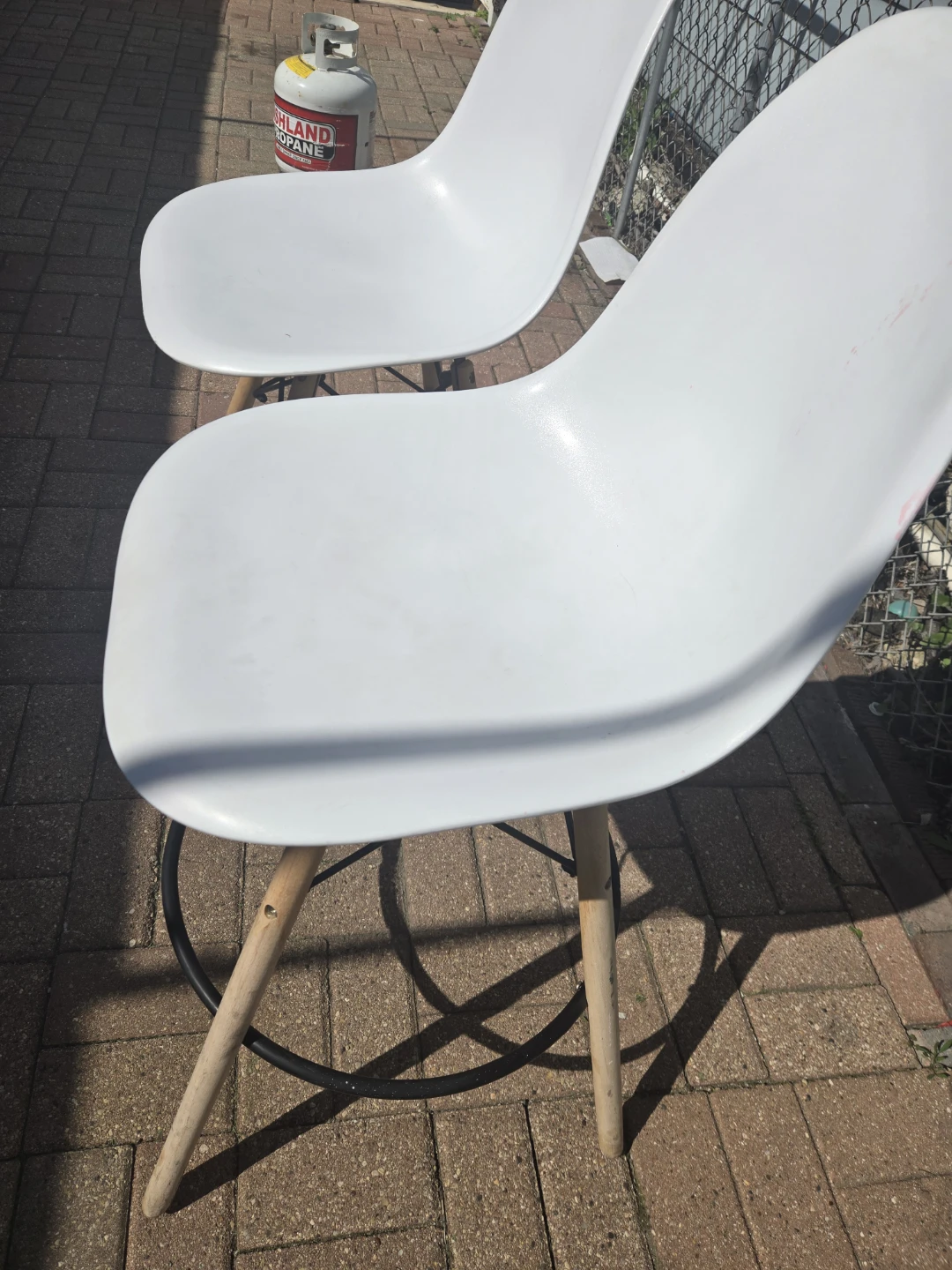 Set of 2 White Bar Stools with Wood Legs - photo 5