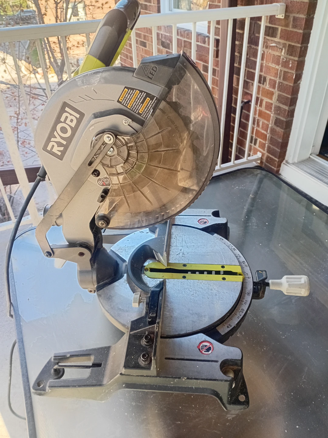Electric circular saw - photo 2