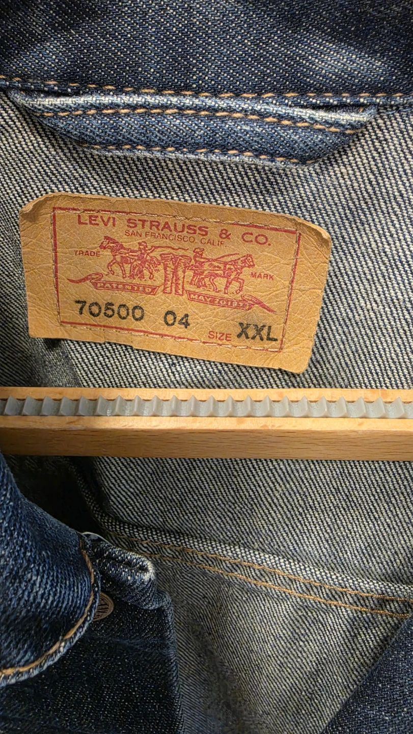 Vintage Levi's Denim Jacket - Size XXL - photo 4