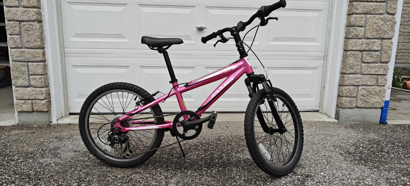 20" JAMIS Kids Mountain Bike – Ready to Ride! (Ages 8–11)