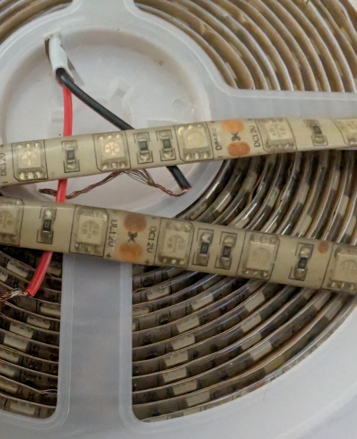 Warm White LED Strip Light - 5M Roll - photo 4