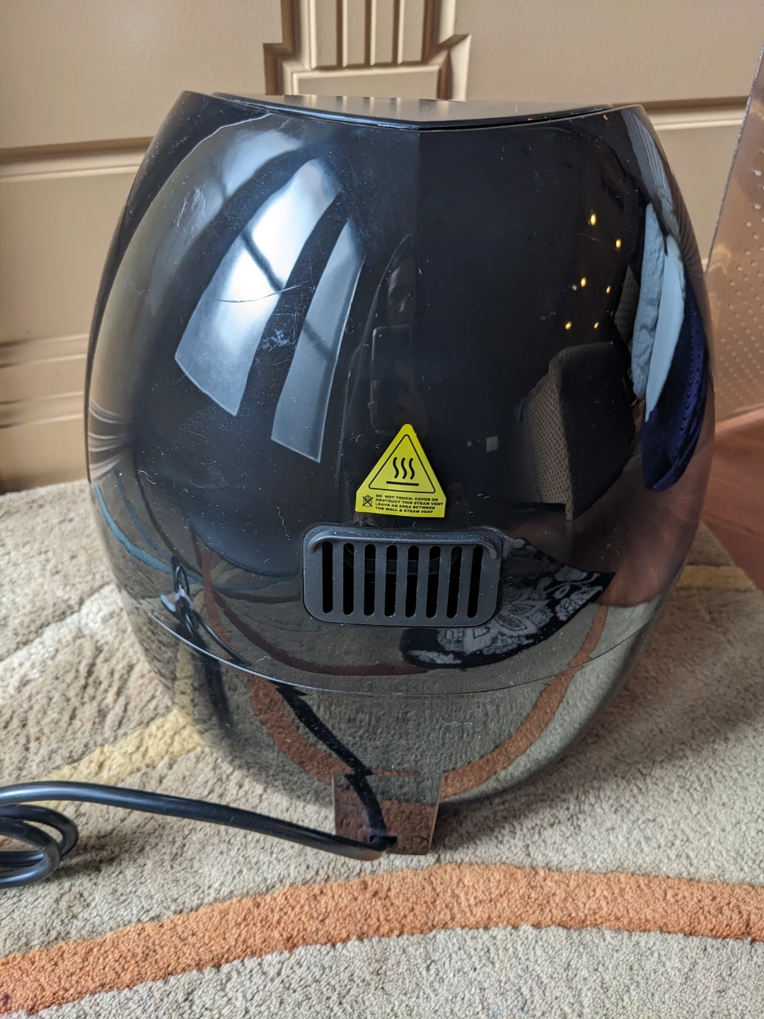 Like New Ultrean Air Fryer and Accessories - photo 4