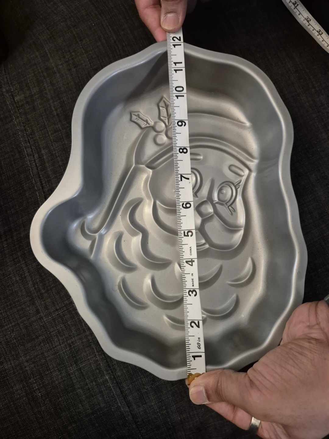Santa Face Cake Pan - photo 2