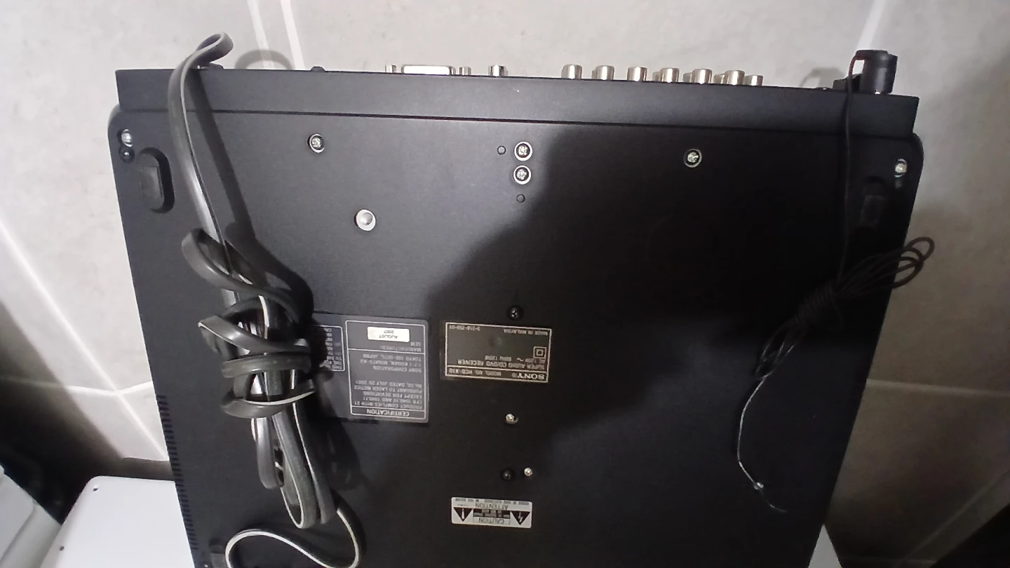 Vintage  Sony receiver for $10.00. - photo 4