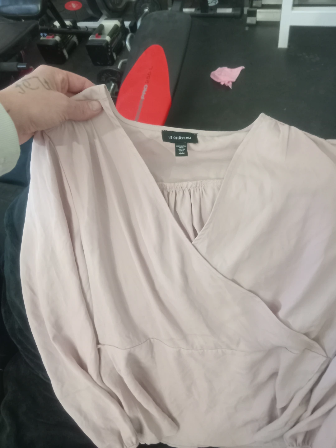 Le Château pink wrap style top - photo 3