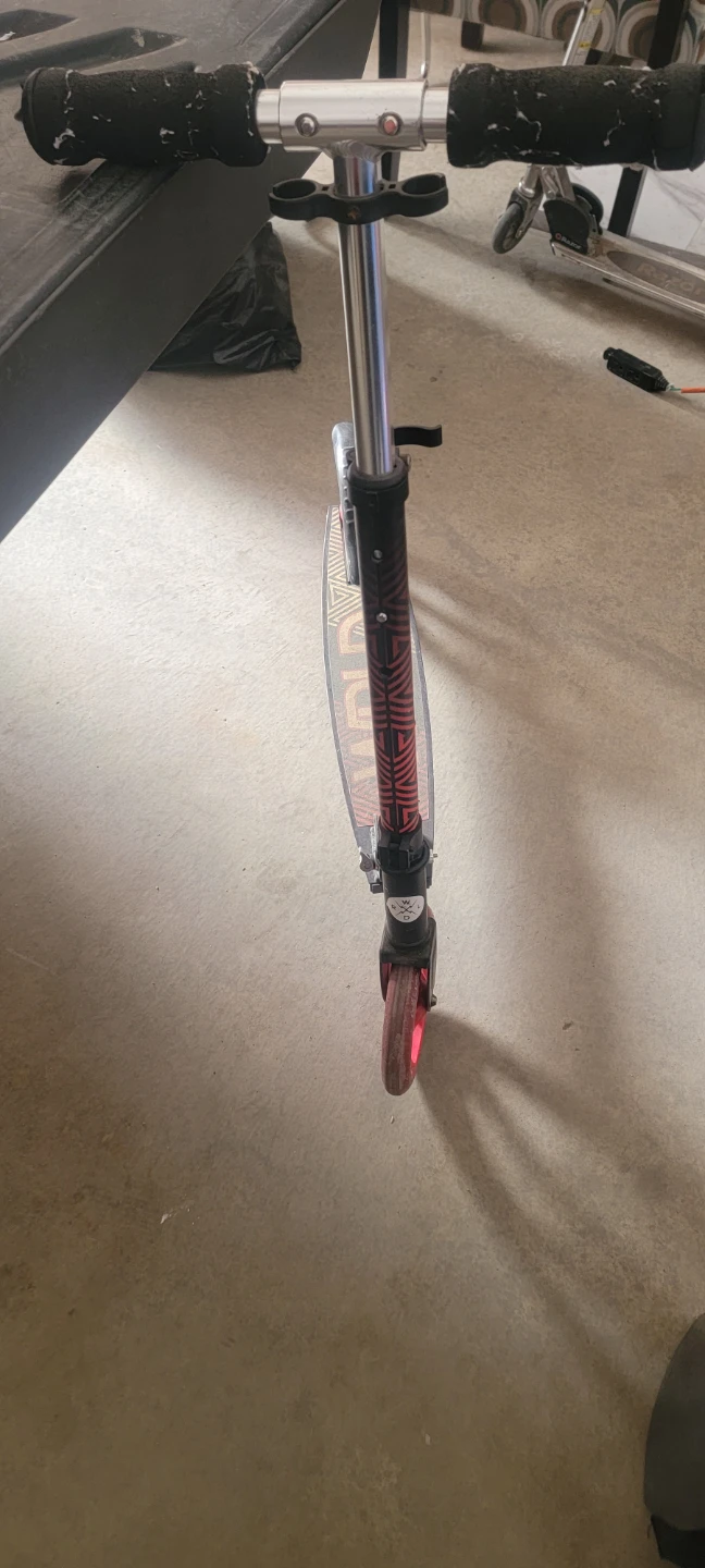 WRLD Folding Scooter with Red Wheels - photo 2