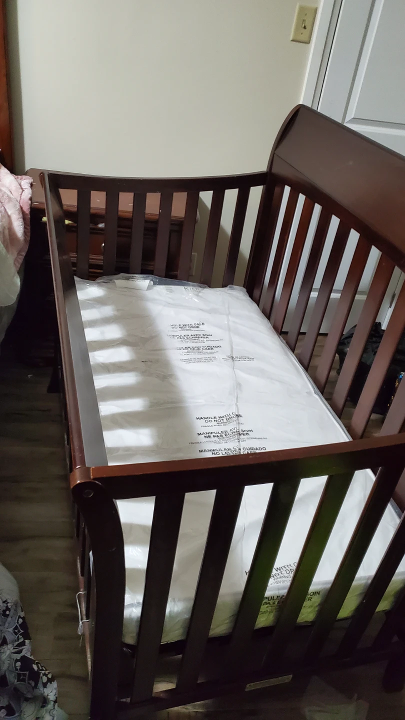 Wooden Crib with Mattress