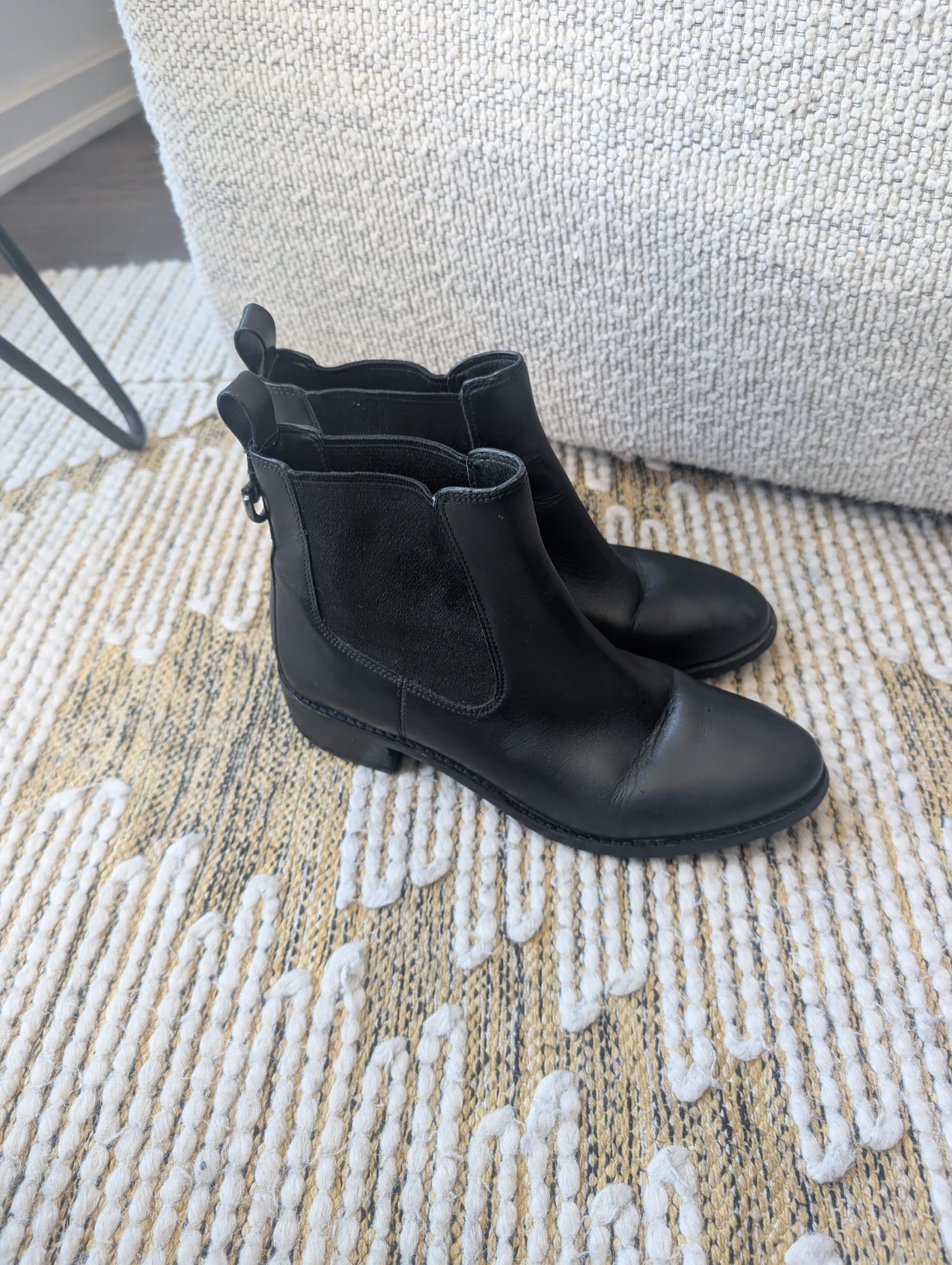 Black Leather Cole Haan Chelsea Boots - photo 4