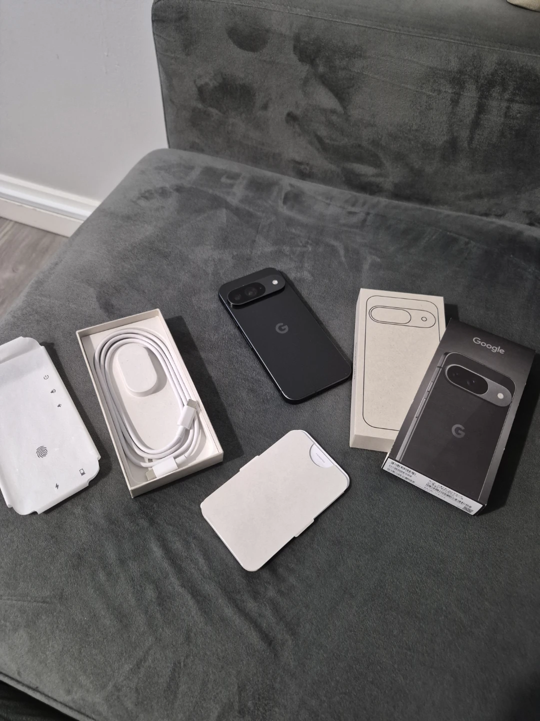 Google Pixel 9 Smartphone