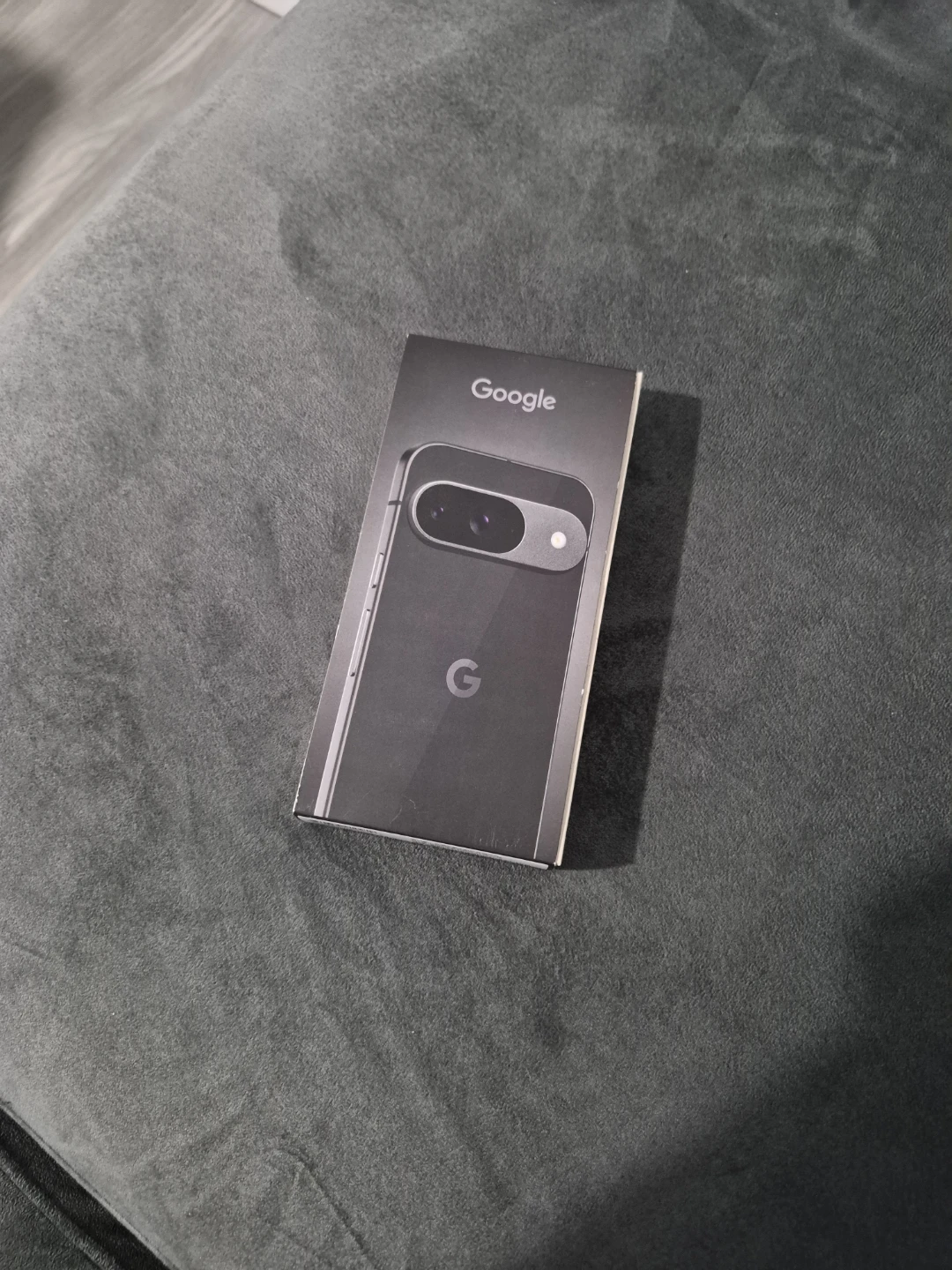 Google Pixel 9 Smartphone - photo 3