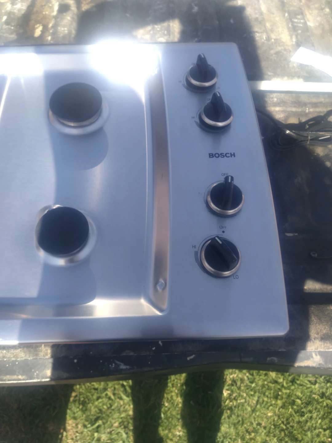 Bosch Stainless Steel 4-Burner Gas Cooktop - photo 4
