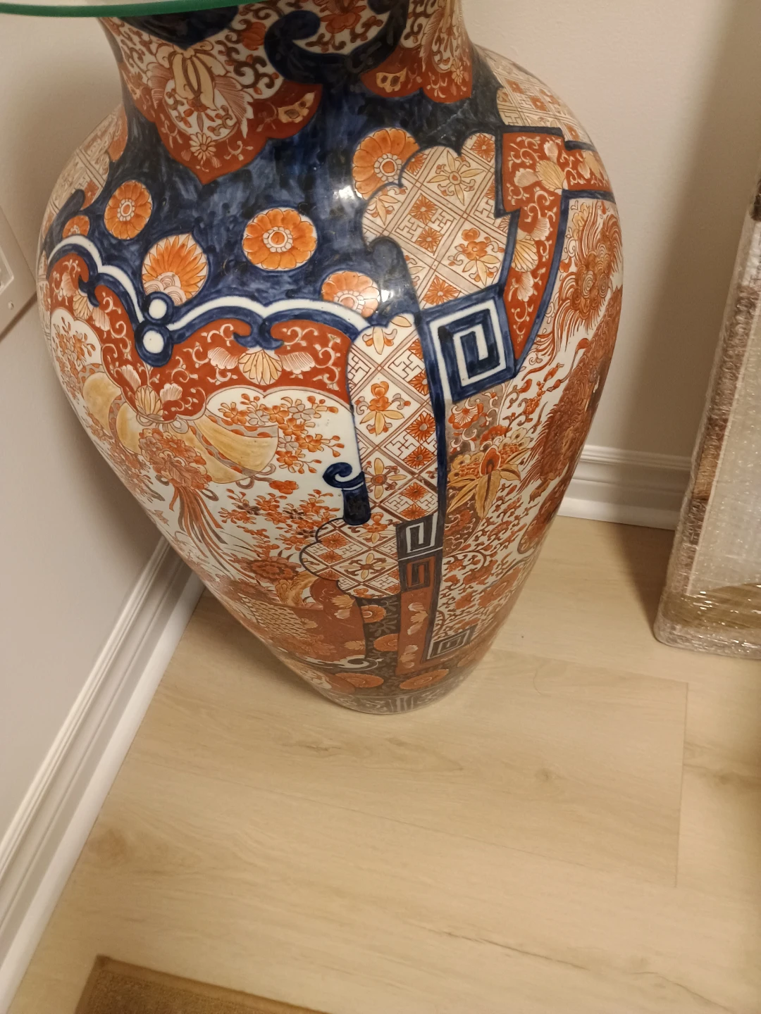 Large Decorative Vase with Glass Top - photo 3