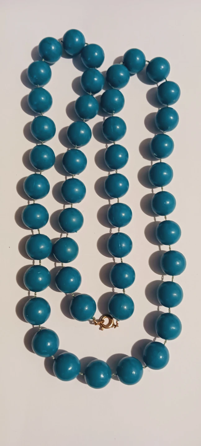 Beautiful Vintage Blue Beaded Necklace - photo 2
