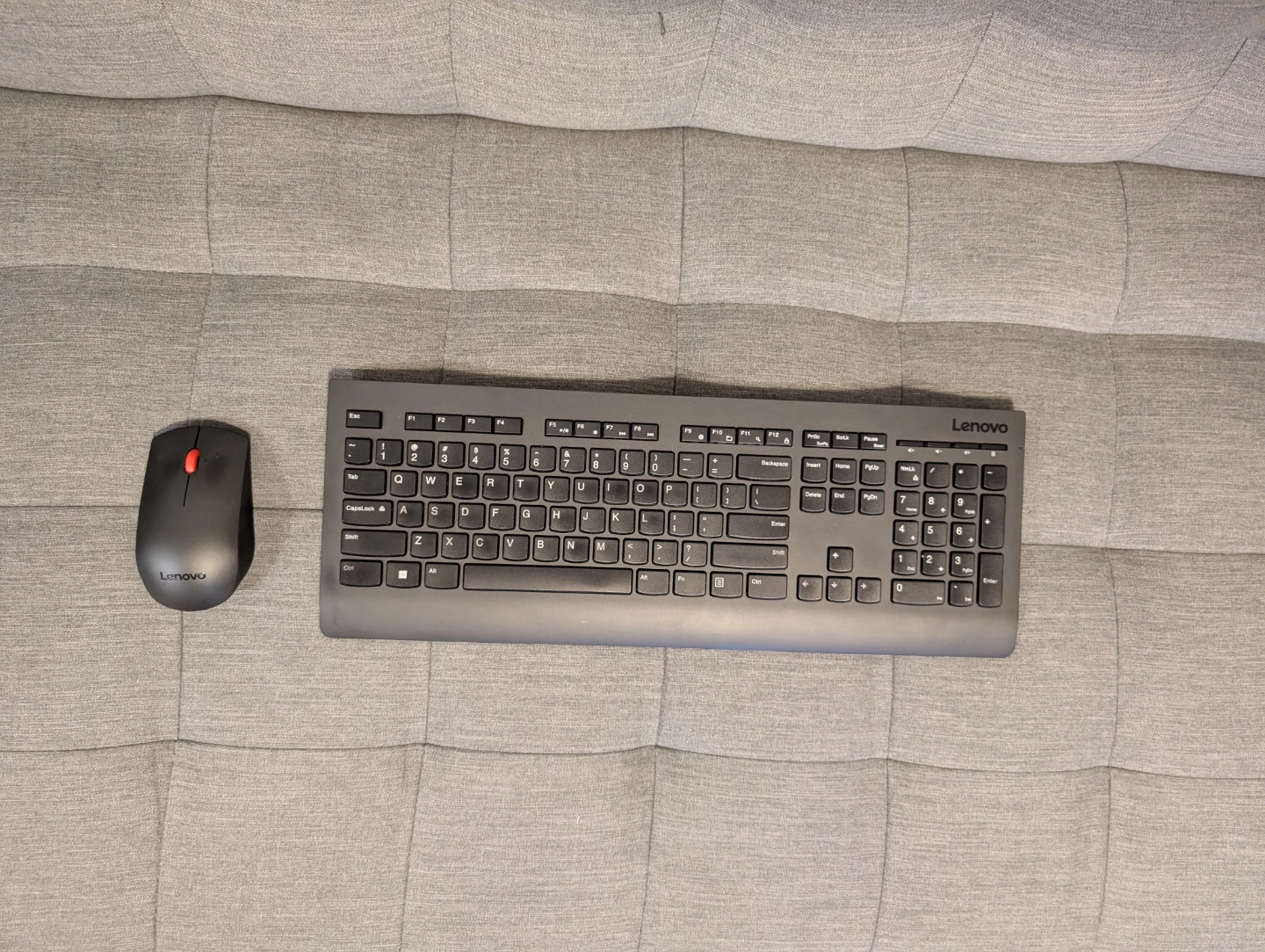 Lenovo Wireless Mouse and Keyboard Combo