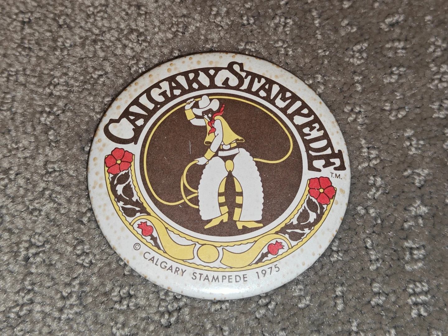 Vintage 1975 Calgary Stampede Cowboy Badge - Button Pinback Pin - photo 3