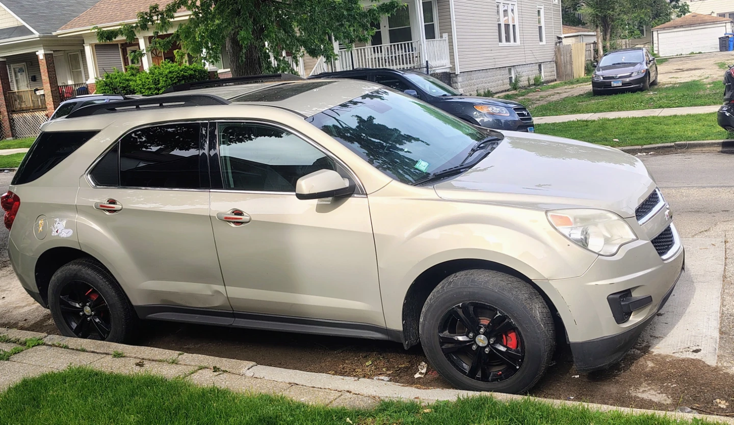 Chevrolet Equinox LT - photo 2