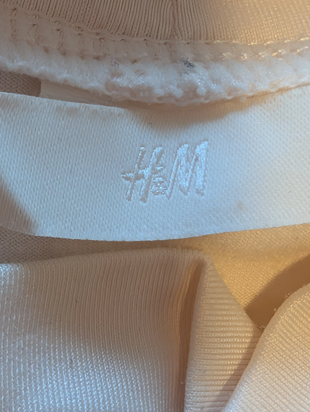 H&M White Mock Neck T-Shirt - photo 3
