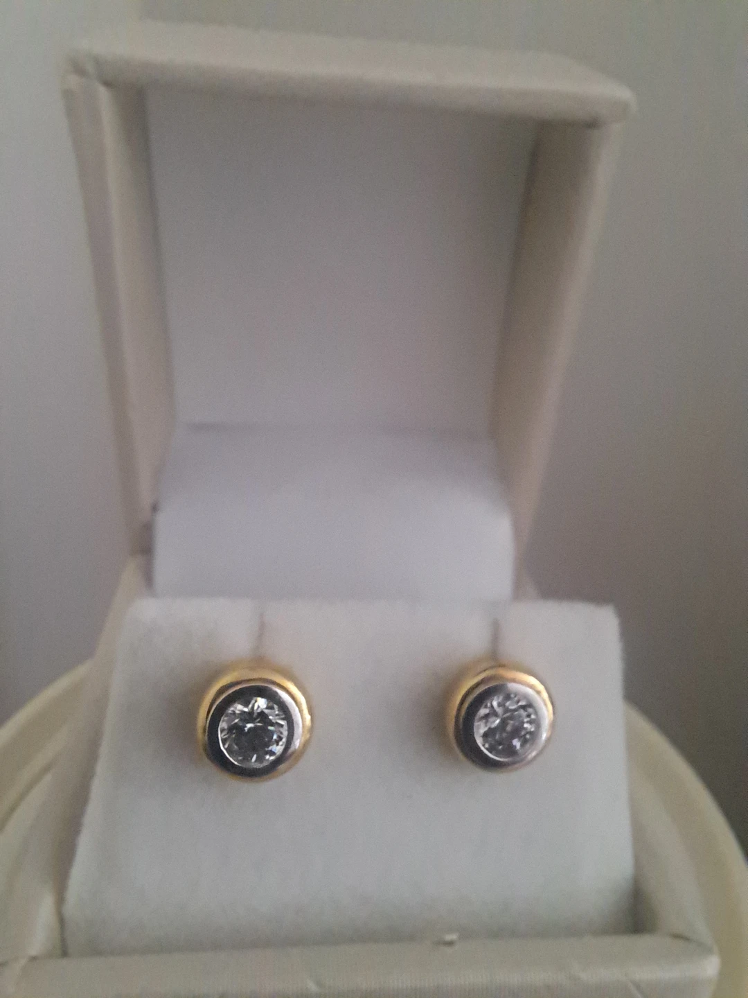 Gold Tone Round Swarovski Sparkling Stones Stud Earrings - photo 2