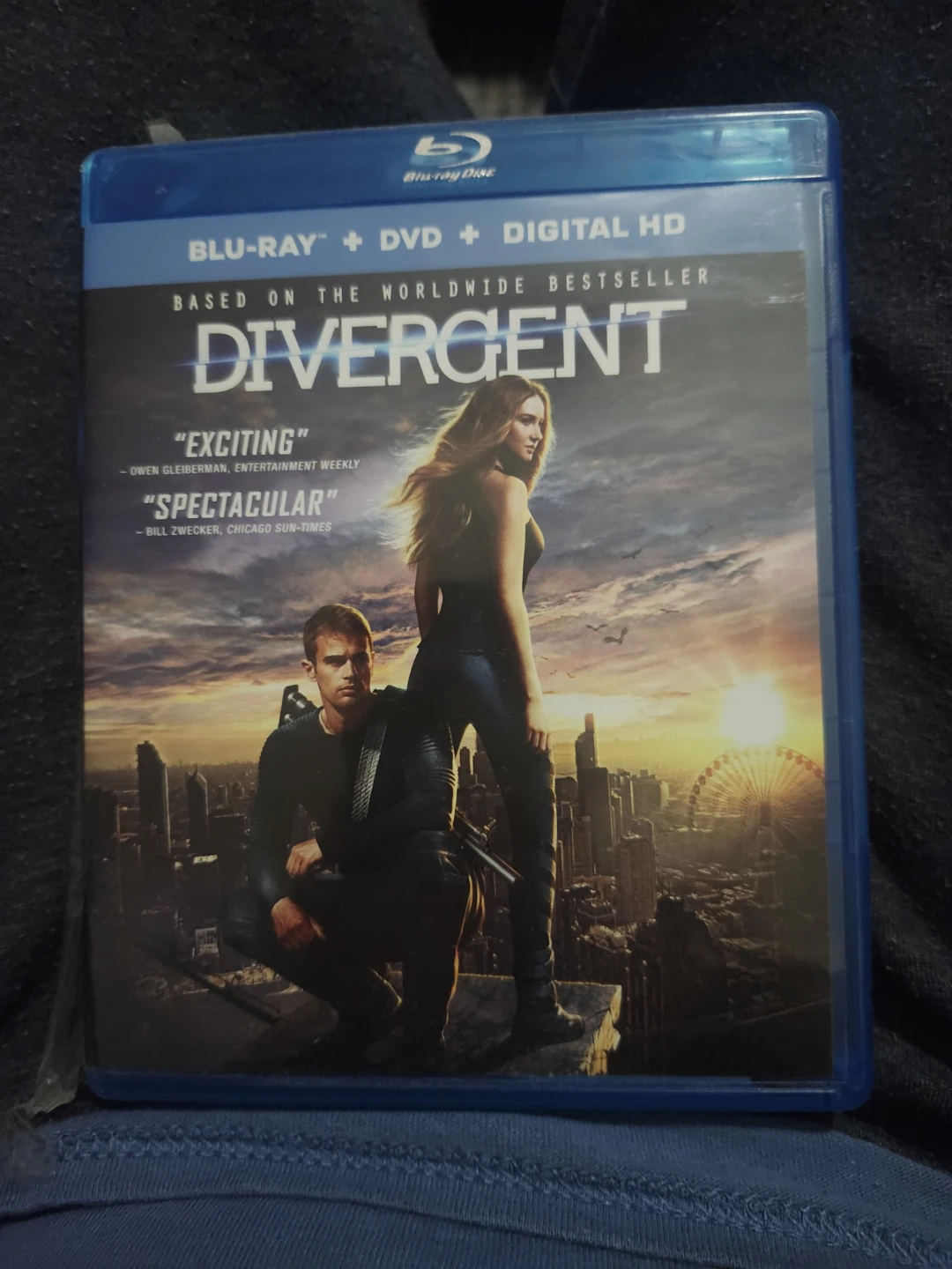 Divergent Blu-ray + DVD + Digital HD Movie
