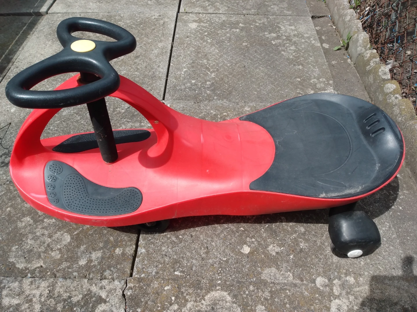 Lebei kids plasma car