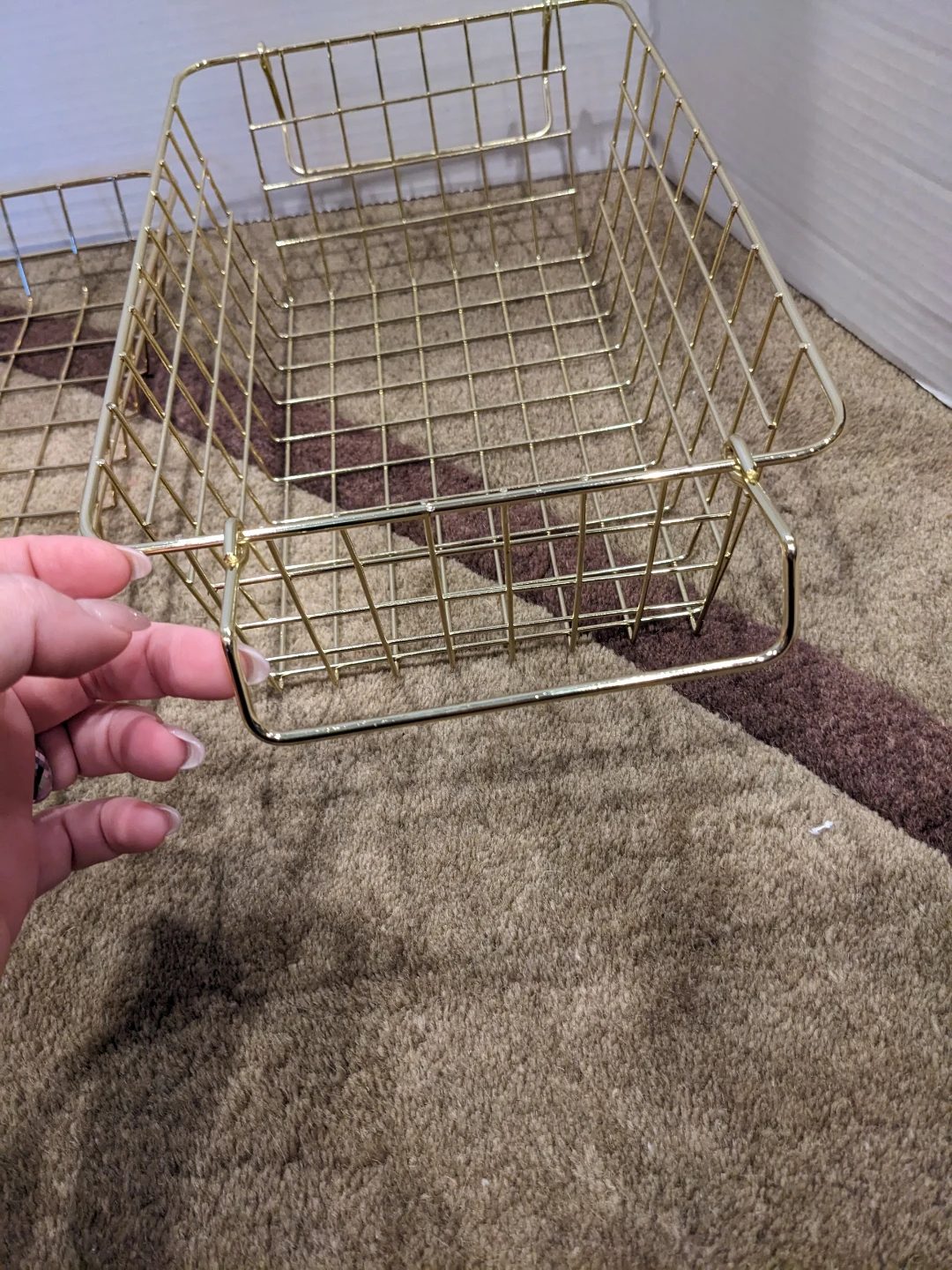 Set of 2 Gold Wire Storage Baskets - photo 2