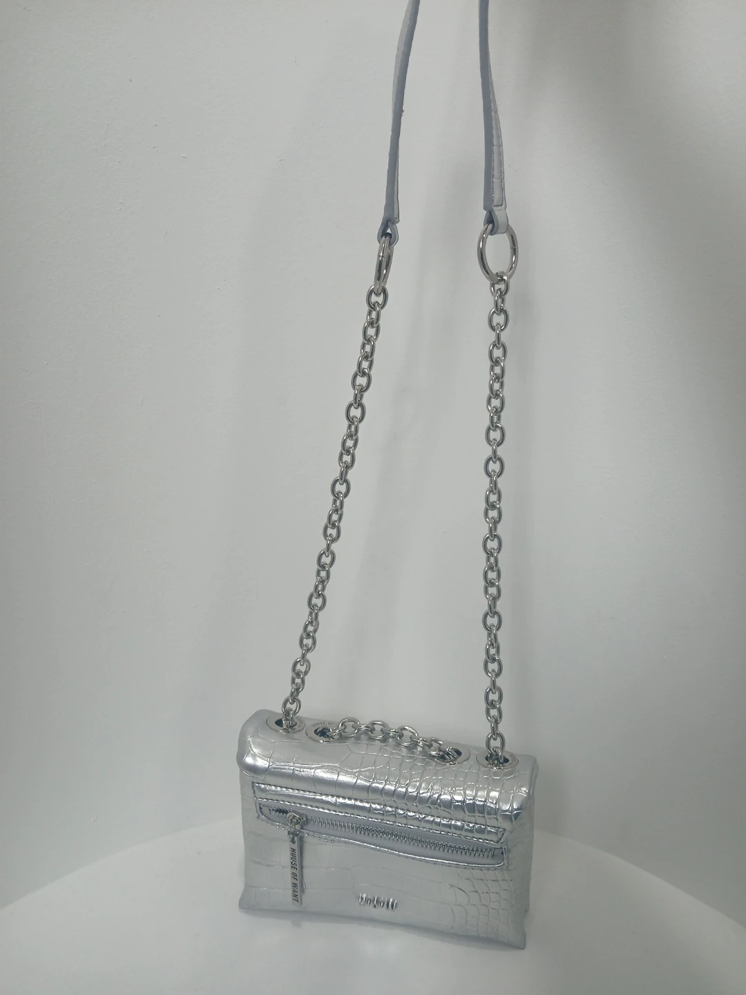 HOUSE OF WANT Silver Croc-Embossed Chain Shoulder Bag - photo 2