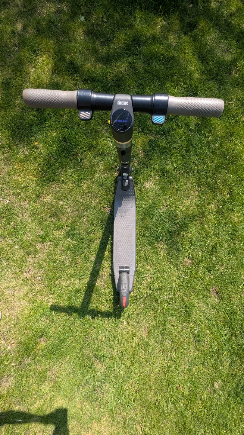 Segway ES2 E Scooter - photo 4