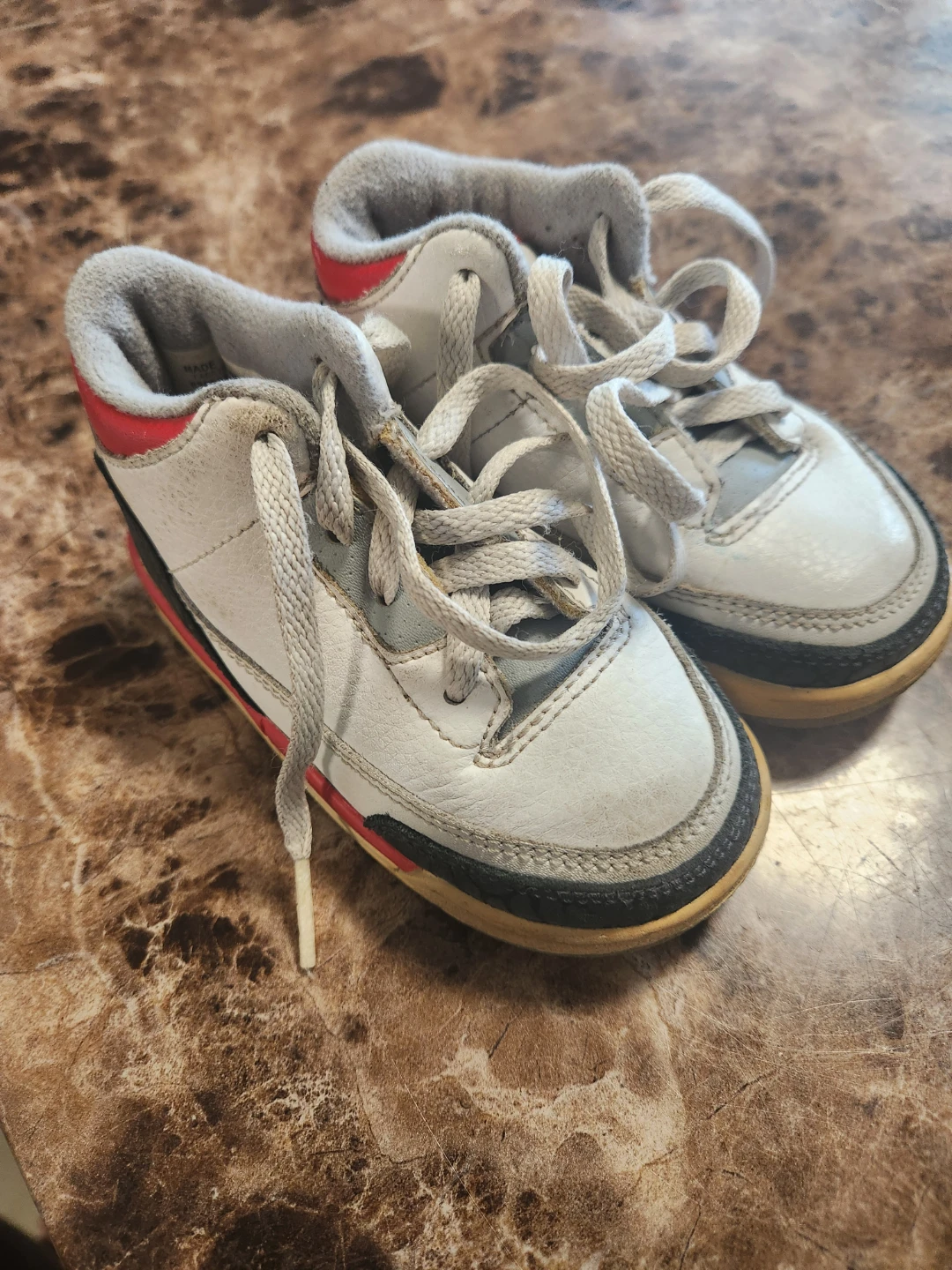 Jordan Toddler Sneakers size 6c - photo 2