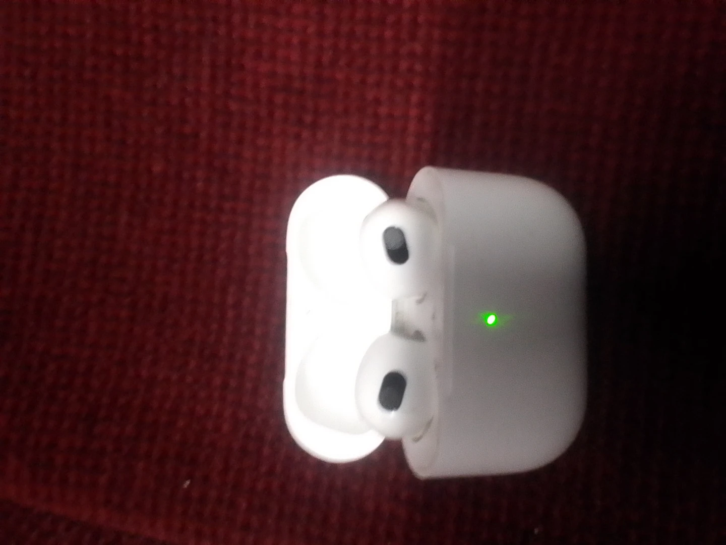 Apple AirPods (3rd Gen) with MagSafe Charging Case