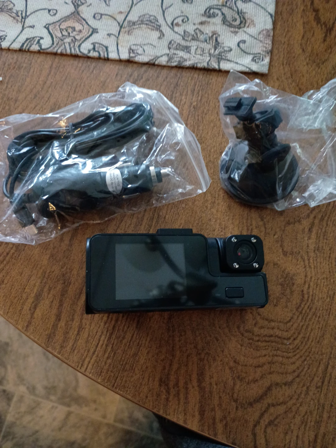 BCUOZ Dash Cam with Car Charger and Mount