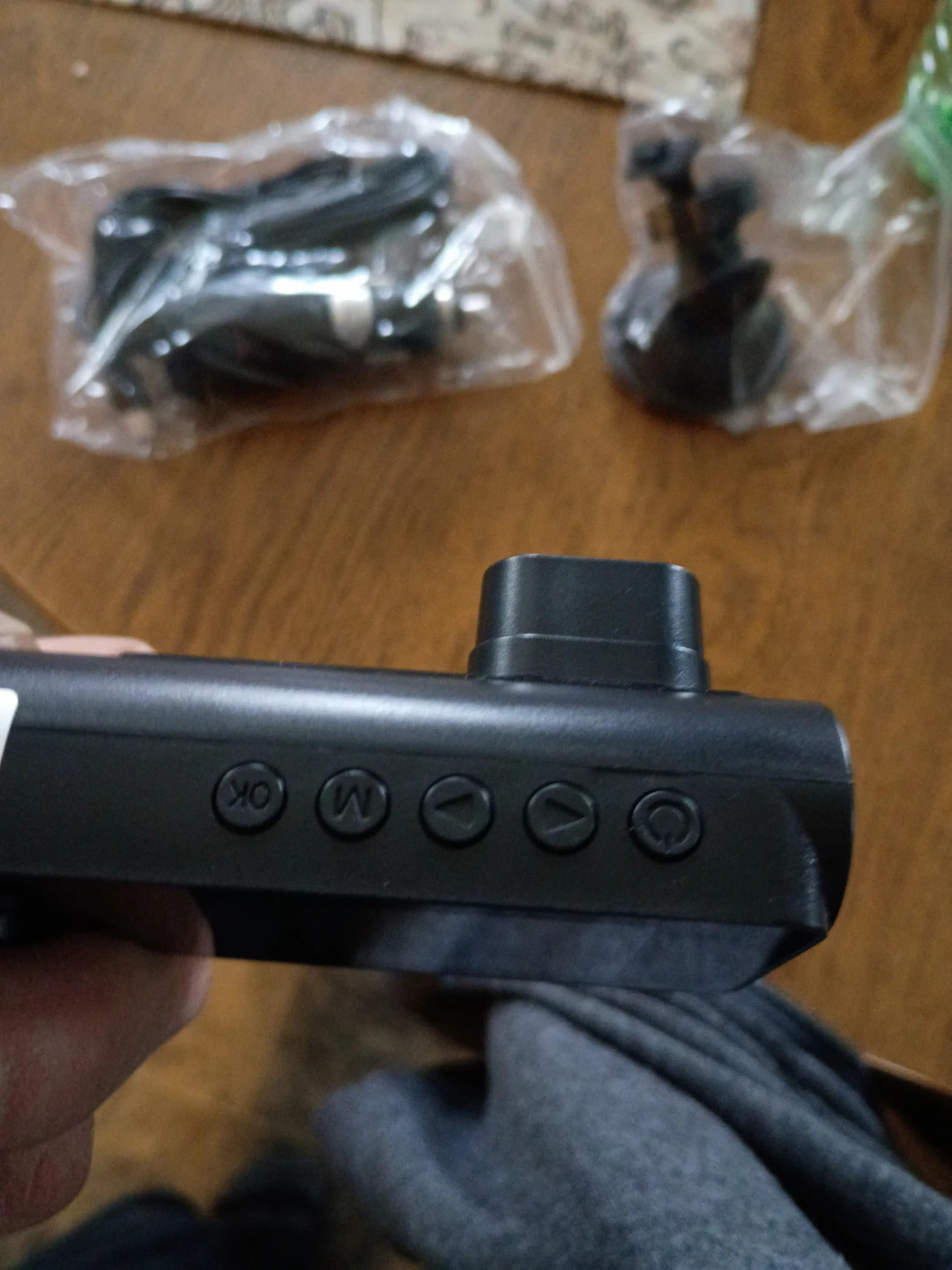BCUOZ Dash Cam with Car Charger and Mount - photo 3