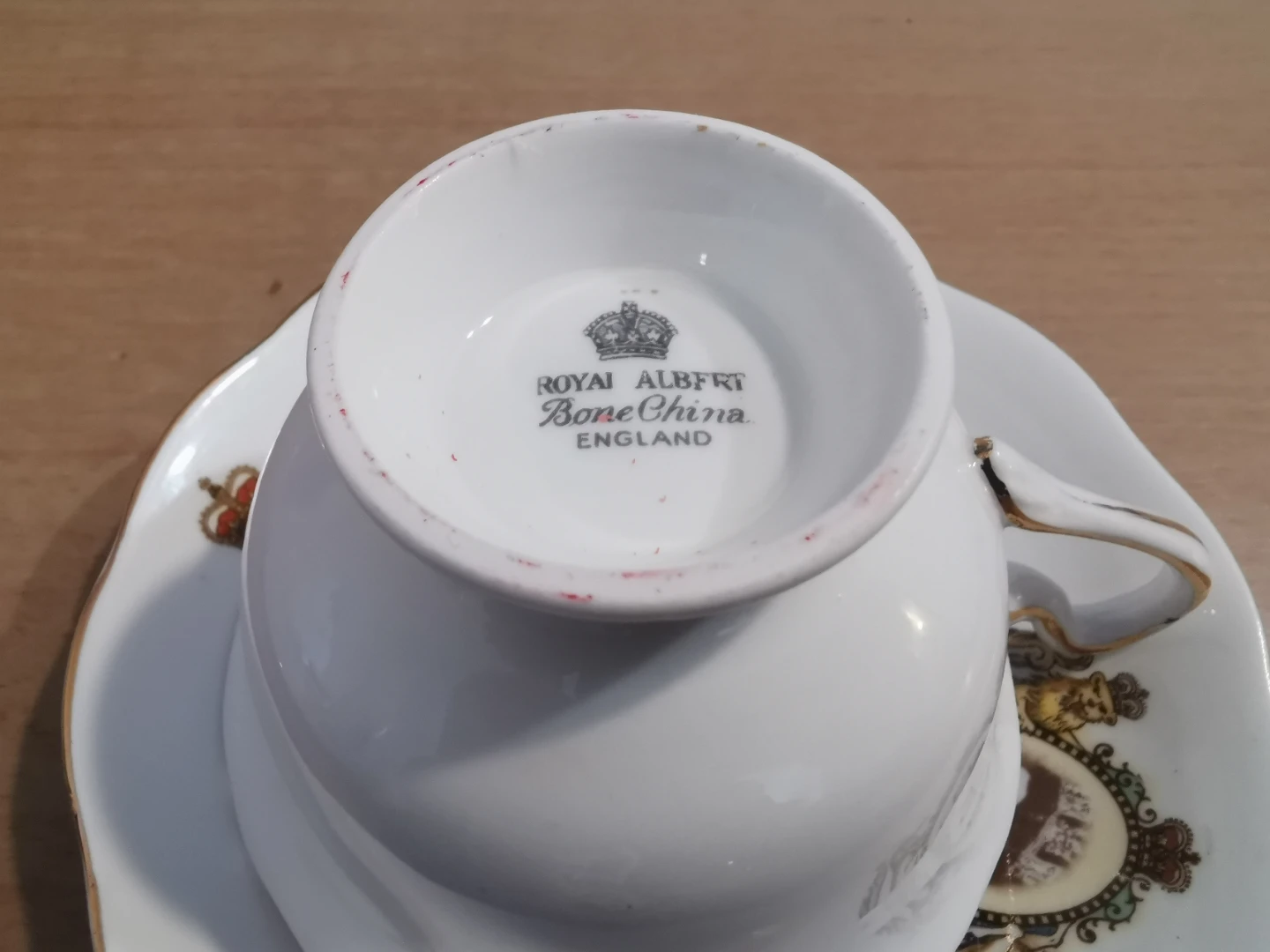 Royal Albert Bone China Coronation Cup and Saucer Set - photo 2
