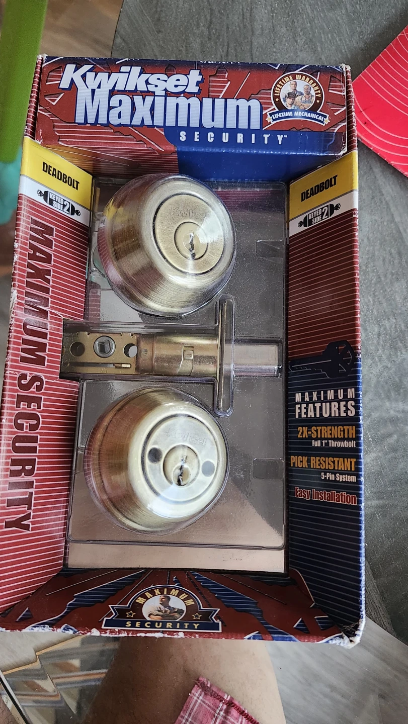 Kwikset Maximum Security Deadbolt Lock Set